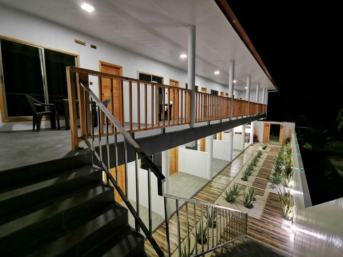 Thila Farm View Hotell Thoddoo Exteriör bild
